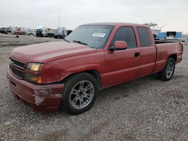 CHEVROLET SILVERADO 2002 with VIN 2GCEC19V621135900 - Photo from auction