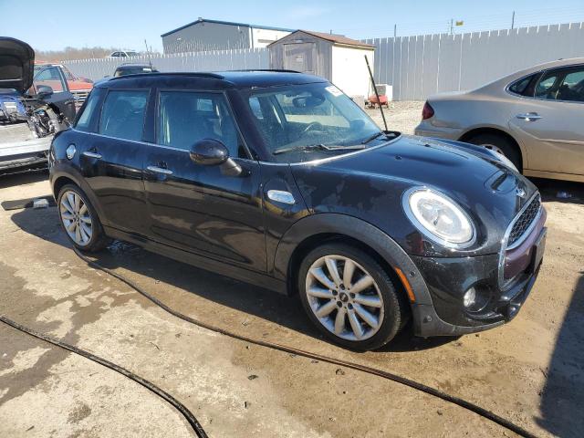 Photo 4 from auction – 2018 MINI COOPER S with VIN WMWXU3C59J2F51559