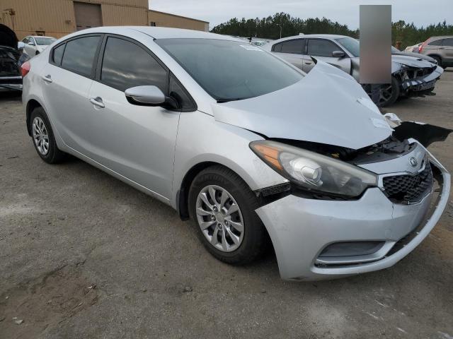 Photo 4 from auction – 2015 KIA FORTE LX with VIN KNAFK4A65F5410073
