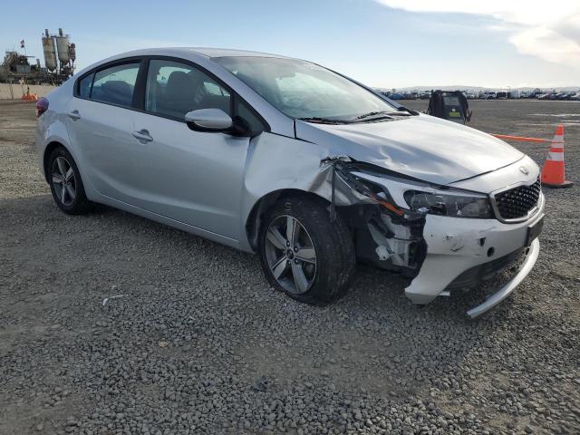 Photo 4 from auction – 2018 KIA FORTE LX with VIN 3KPFL4A71JE255673