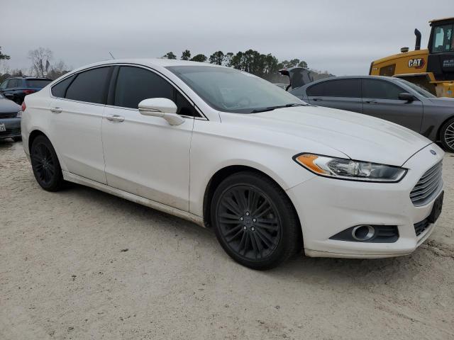 Photo 4 from auction – 2014 FORD FUSION SE with VIN 3FA6P0HD5ER128521