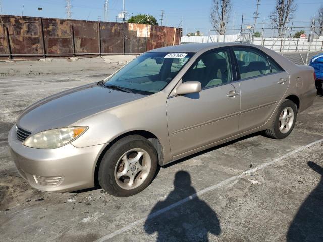 TOYOTA CAMRY LE 2005 with VIN 4T1BE32K95U068447 - Photo from auction