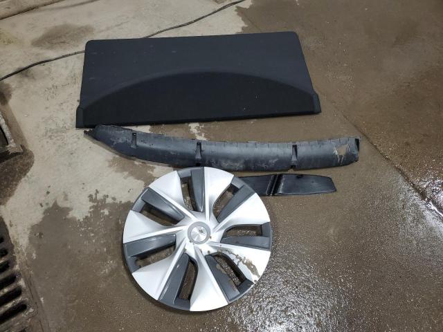 Photo 13 from auction – 2023 TESLA MODEL Y with VIN 7SAYGDEE9PF787314