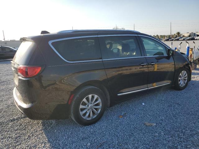 Photo 3 from auction – 2018 CHRYSLER PACIFICA T with VIN 2C4RC1BG7JR115233