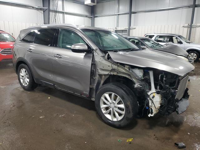 Photo 4 from auction – 2016 KIA SORENTO LX with VIN 5XYPGDA37GG003735