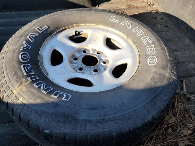 Photo 12 from auction – 2001 CHEVROLET SILVERADO with VIN 1GCEC19T21Z203162