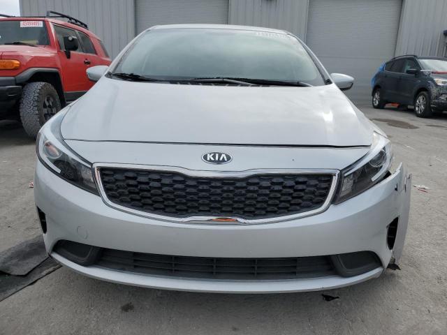 Photo 5 from auction – 2017 KIA FORTE LX with VIN 3KPFL4A70HE044913