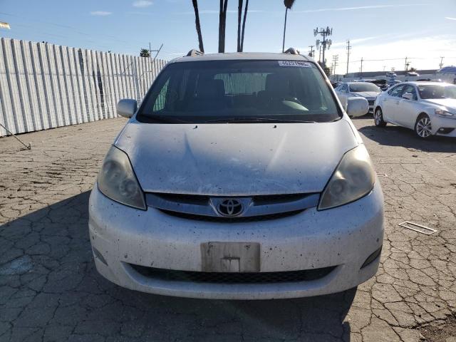 Photo 5 from auction – 2010 TOYOTA SIENNA XLE with VIN 5TDYK4CC5AS292575