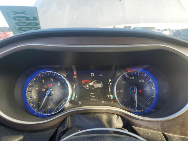 Photo 9 from auction – 2018 CHRYSLER PACIFICA T with VIN 2C4RC1BGXJR233468