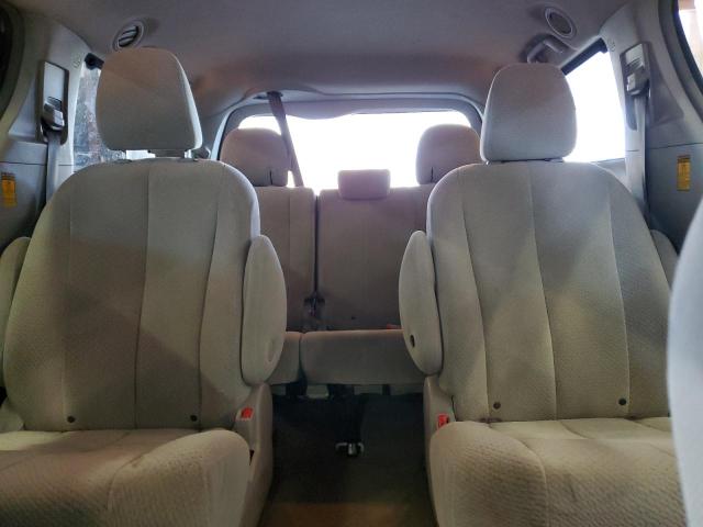 Photo 10 from auction – 2014 TOYOTA SIENNA LE with VIN 5TDJK3DC5ES090576