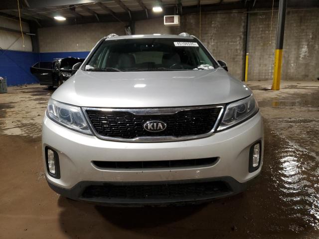 Photo 5 from auction – 2015 KIA SORENTO LX with VIN 5XYKTCA63FG571733