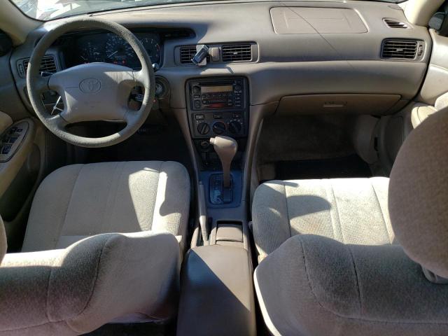 Photo 8 from auction – 2000 TOYOTA CAMRY CE with VIN 4T1BG22K7YU737419