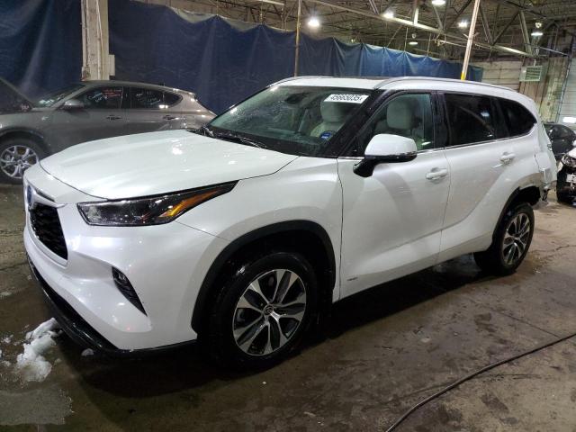 TOYOTA HIGHLANDER 2023 with VIN 5TDKBRCH1PS124942 - Photo from auction