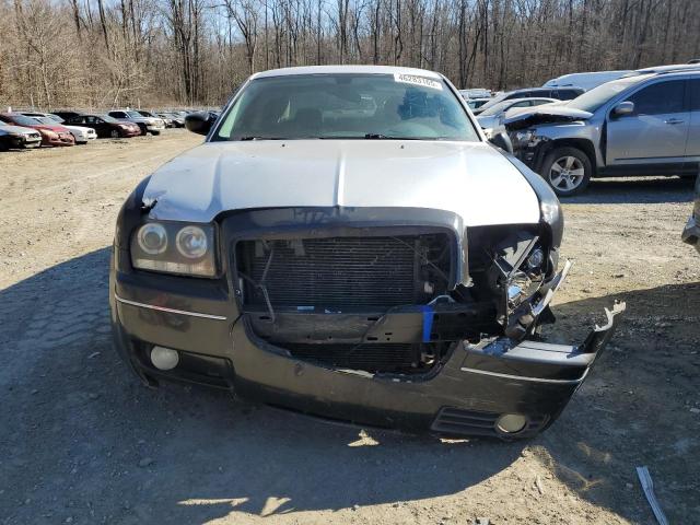 Photo 5 from auction – 2010 CHRYSLER 300 TOURIN with VIN 2C3CA5CV1AH326227