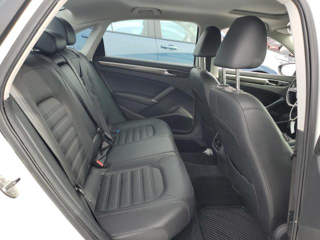 Photo 10 from auction – 2018 VOLKSWAGEN PASSAT SEL with VIN 1VWCA7A33JC002673
