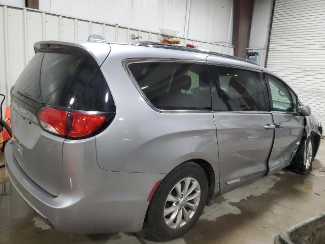 Photo 3 from auction – 2018 CHRYSLER PACIFICA T with VIN 2C4RC1BG1JR233763