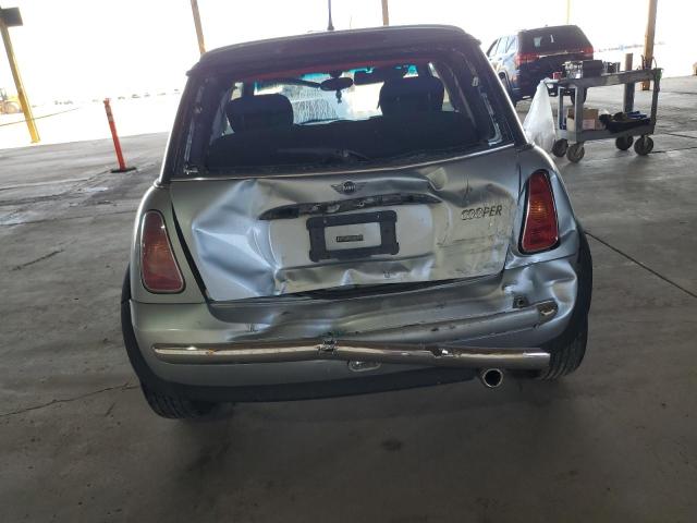 Photo 6 from auction – 2004 MINI COOPER with VIN WMWRC33404TJ58046