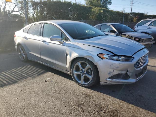 Photo 4 from auction – 2014 FORD FUSION SE with VIN 3FA6P0H77ER111729