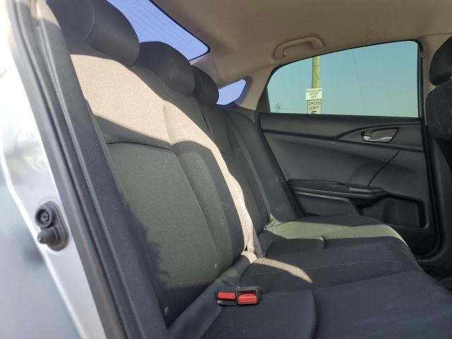 Photo 10 from auction – 2017 HONDA CIVIC LX with VIN 2HGFC2F51HH570307