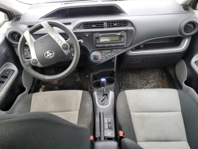 Photo 8 from auction – 2014 TOYOTA PRIUS C with VIN JTDKDTB35E1563648