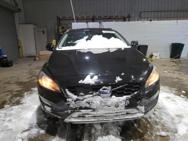 Photo 5 from auction – 2016 VOLVO V60 CROSS with VIN YV4612HK5G1018374