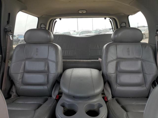 Photo 10 from auction – 2000 LINCOLN NAVIGATOR with VIN 5LMPU28AXYLJ02520