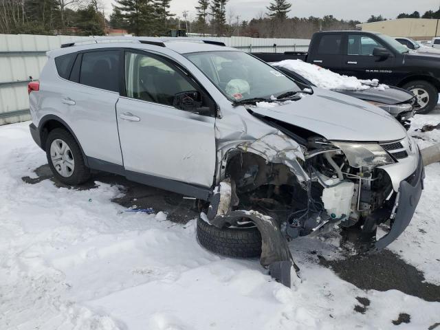Photo 4 from auction – 2013 TOYOTA RAV4 LE with VIN JTMBFREVXDD015216