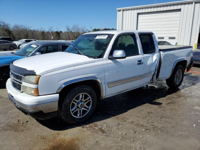 CHEVROLET SILVERADO 2006 with VIN 1GCEC19V56Z225102 - Photo from auction