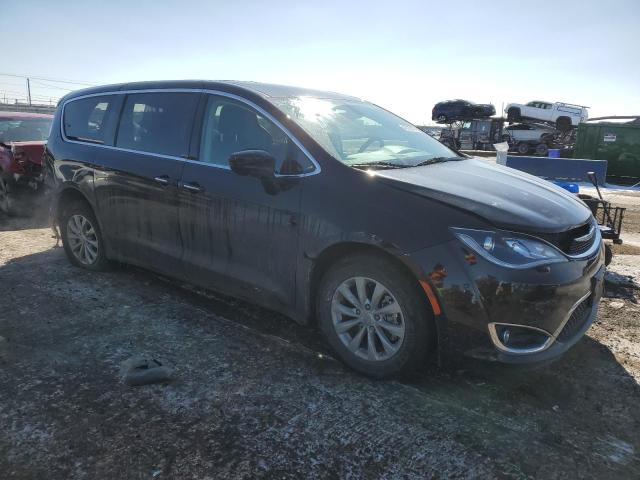 Снимка 4 от търг – 2018 CHRYSLER PACIFICA T с VIN 2C4RC1FGXJR123742