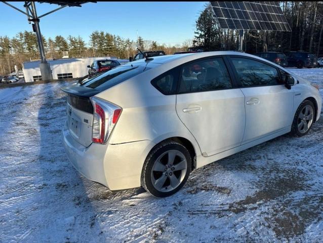 Photo 4 from auction – 2013 TOYOTA PRIUS with VIN JTDKN3DU5D1634865