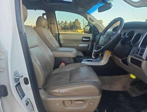 Photo 5 from auction – 2008 TOYOTA SEQUOIA LI with VIN 5TDBY68A38S020205