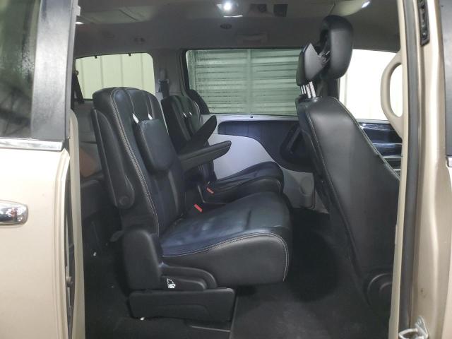 Photo 11 from auction – 2014 CHRYSLER TOWN & COU with VIN 2C4RC1BG1ER422872