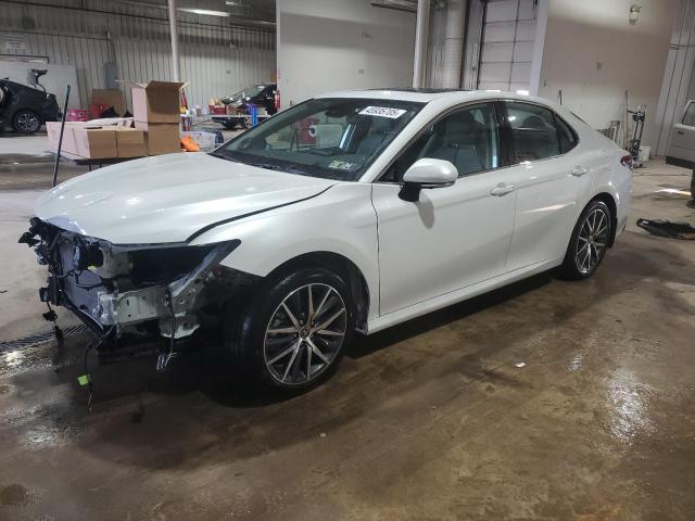 TOYOTA CAMRY XLE 2024 with VIN 4T1F31AK2RU066719 - Photo from auction
