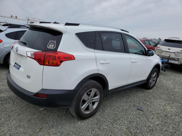 Photo 3 from auction – 2015 TOYOTA RAV4 XLE with VIN 2T3RFREV6FW408117