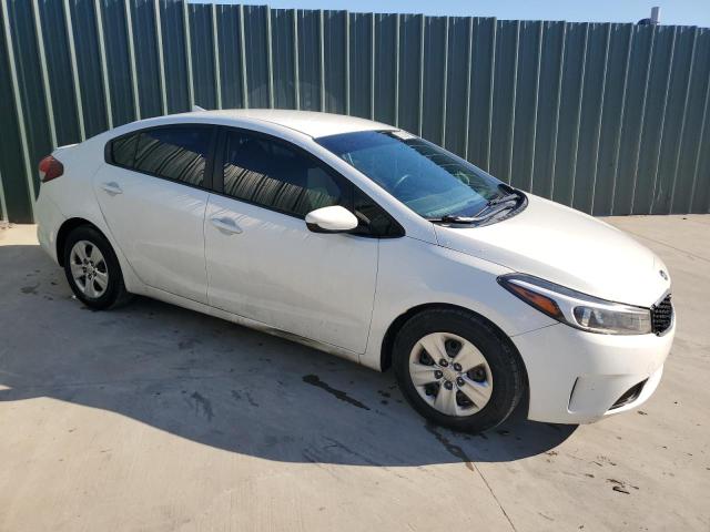Photo 4 from auction – 2017 KIA FORTE LX with VIN 3KPFK4A76HE009621