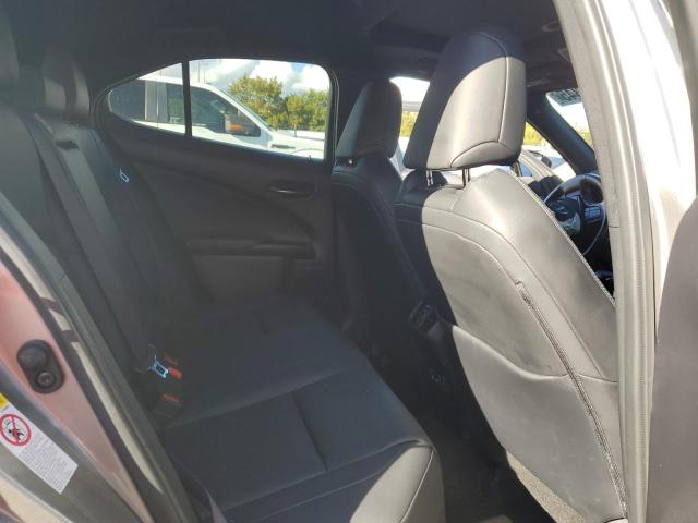 Photo 10 from auction – 2019 LEXUS UX 200 with VIN JTHY3JBH1K2001084