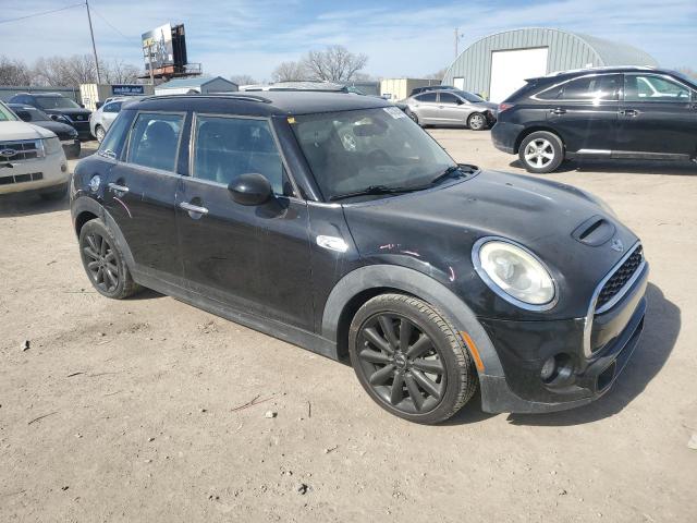 Photo 4 from auction – 2017 MINI COOPER S with VIN WMWXU3C32H2B64408