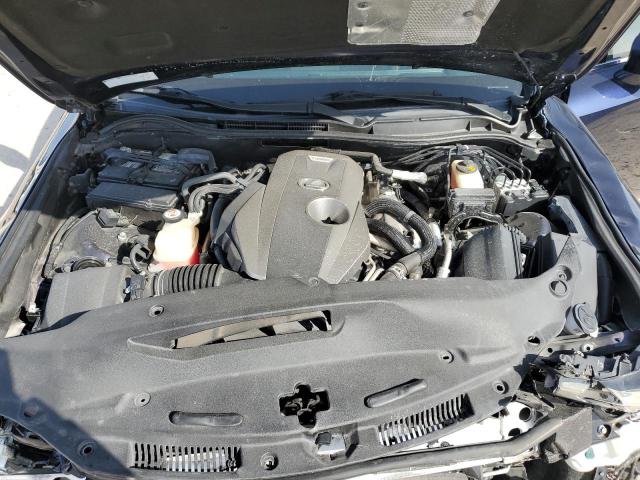 Photo 11 from auction – 2017 LEXUS IS 200T with VIN JTHBA1D22H5052041