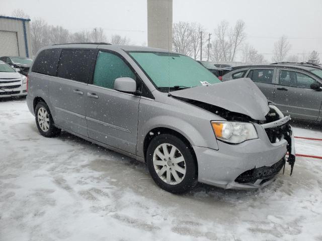Photo 4 from auction – 2016 CHRYSLER TOWN & COU with VIN 2C4RC1BG3GR252629
