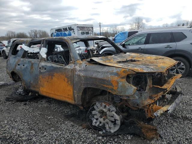 Photo 4 from auction – 2010 TOYOTA 4RUNNER SR with VIN JTEBU5JR4A5009811