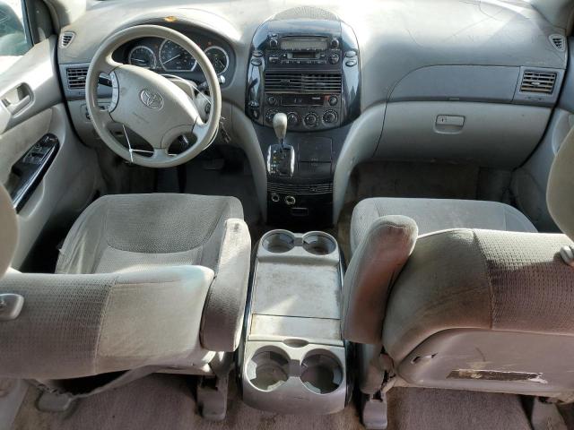 Photo 8 from auction – 2005 TOYOTA SIENNA CE with VIN 5TDZA23C75S320412