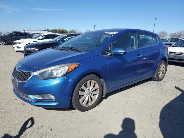 KIA FORTE EX 2015 مع رقم تعريف المركبة KNAFX5A80F5342340 - صورة من المزاد
