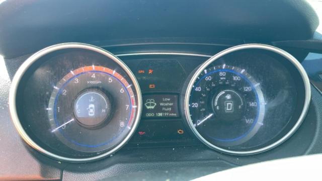 Photo 9 from auction – 2012 HYUNDAI SONATA SE with VIN 5NPEC4AC5CH320340