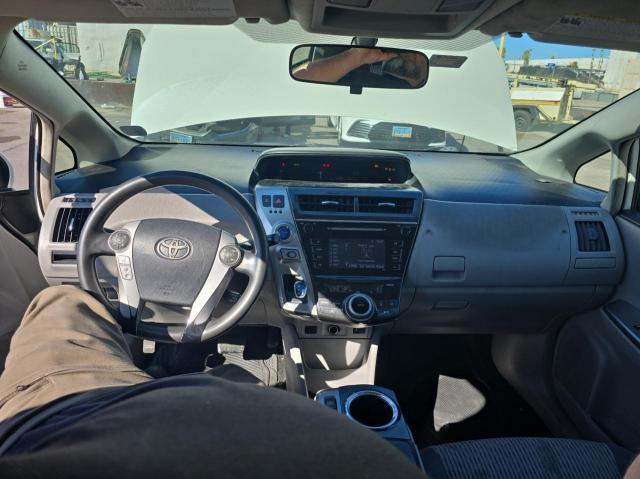 Photo 9 from auction – 2015 TOYOTA PRIUS V with VIN JTDZN3EU3FJ024933