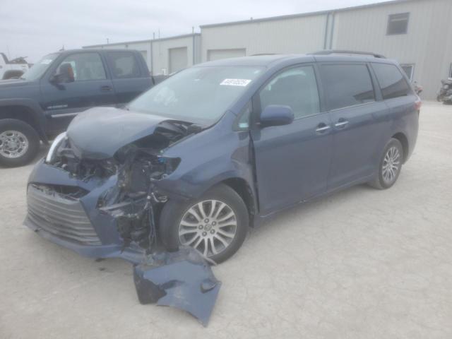 TOYOTA SIENNA XLE 2018 with VIN 5TDYZ3DC1JS958089 - Photo from auction