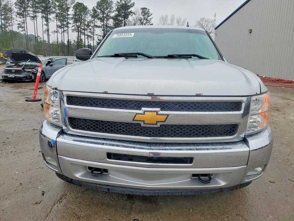 Photo 5 from auction – 2013 CHEVROLET SILVERADO with VIN 1GCRKSE72DZ141446
