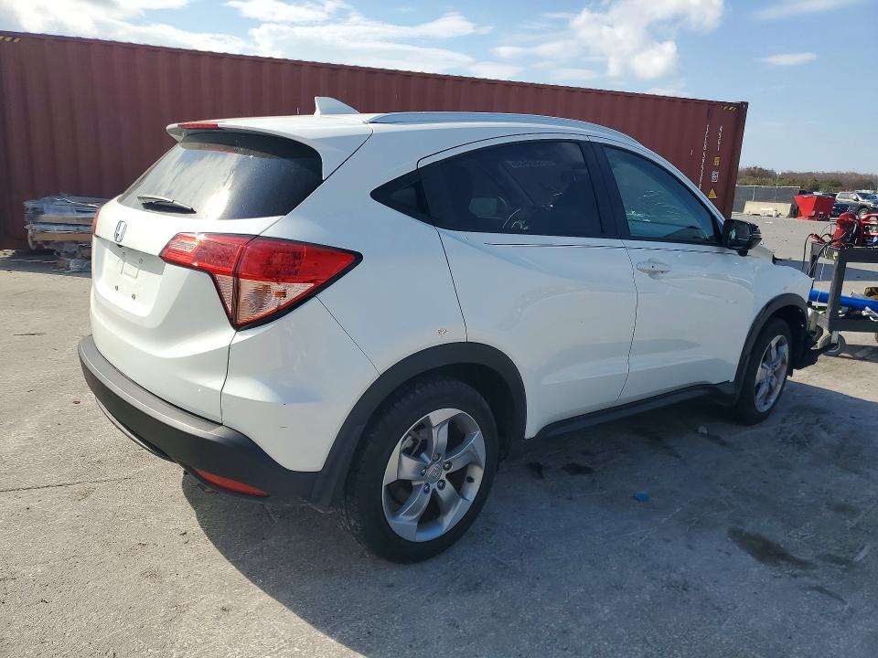 Photo 3 from auction – 2017 HONDA HR-V EXL with VIN 3CZRU5H79HM715503