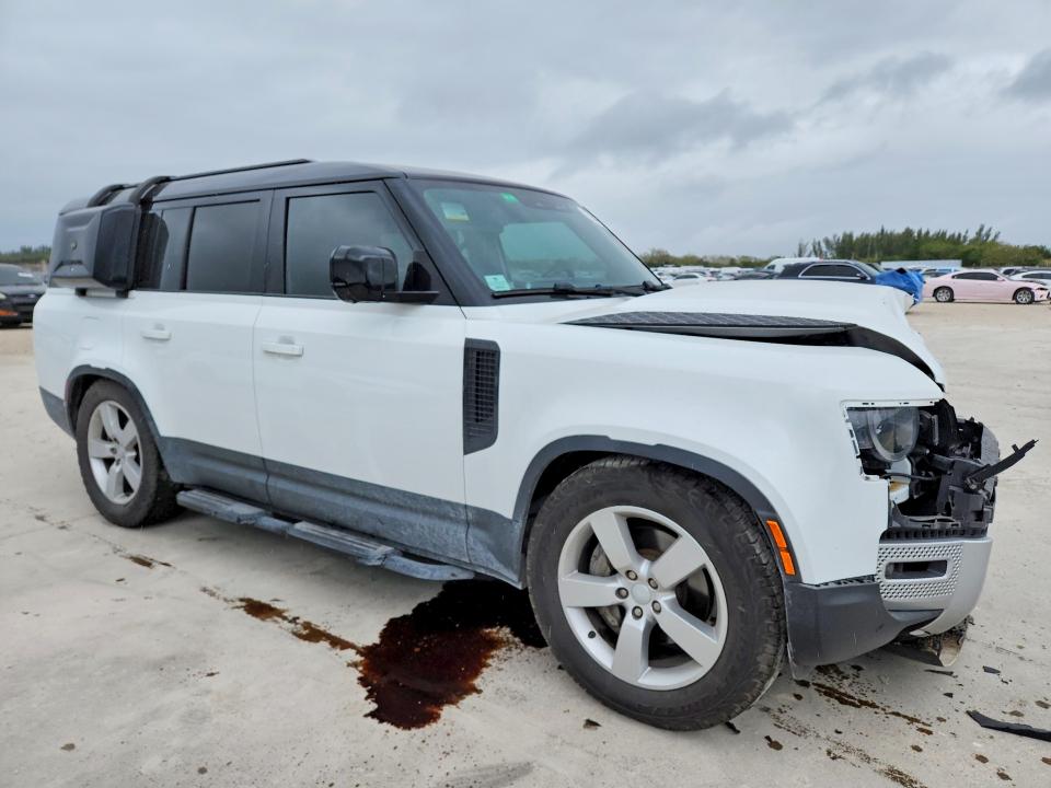 Photo 4 from auction – 2024 LAND ROVER DEFENDER with VIN SALEJFEU0R2275797