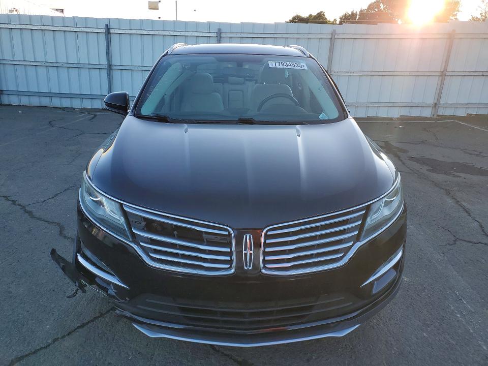Photo 5 from auction – 2017 LINCOLN MKC with VIN 5LMCJ3C91HUL07499