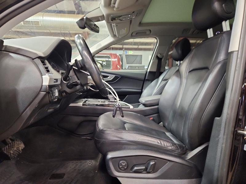 Photo 7 from auction – 2018 AUDI Q7 PREMIUM with VIN WA1LHAF72JD030590